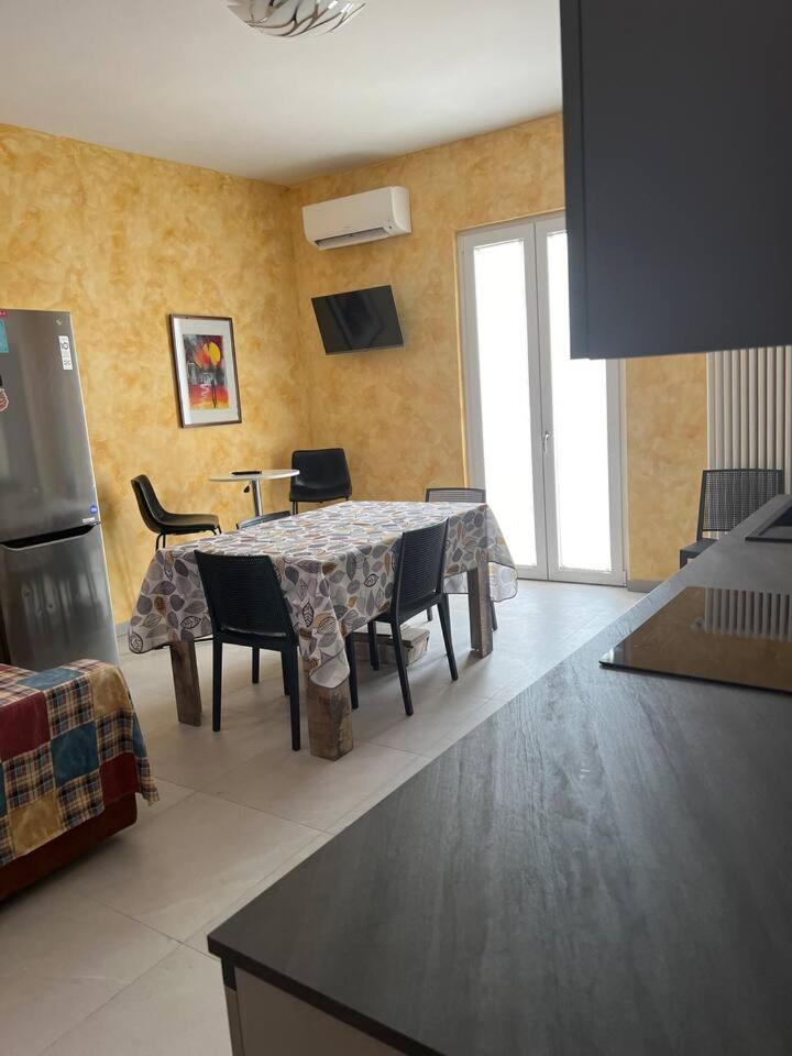 Casa Caselle Appartament Indipende 100Mq 2 Stanze 2 Bagni E Cucina Exteriör bild